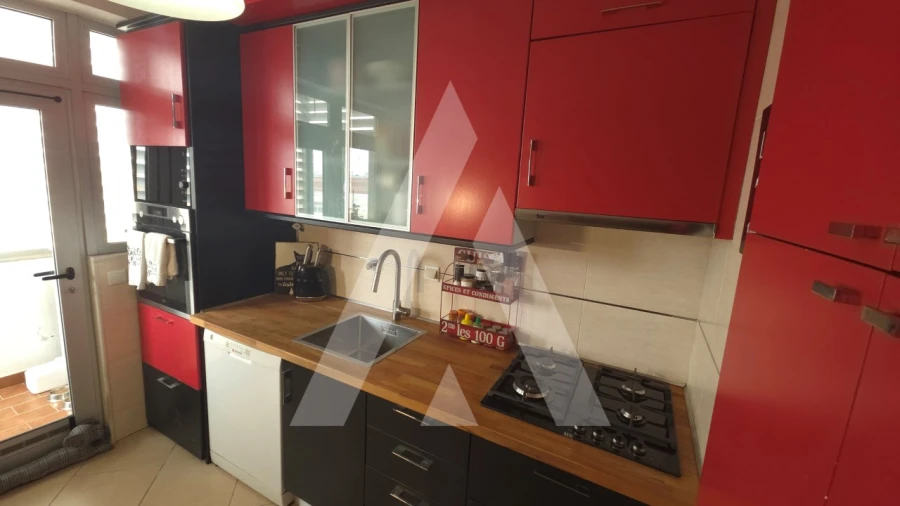 Apartamento T2 para Venda em Portimão Foto 7