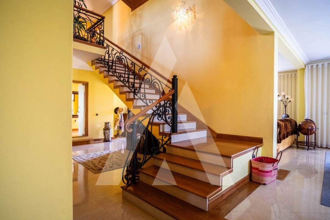 Moradia T4 para Venda em Oliveirinha Foto 13