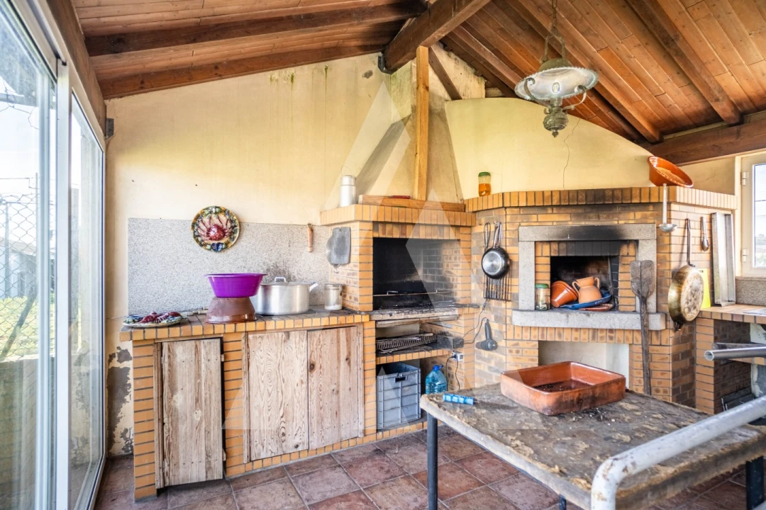 Moradia T4 para Venda em Oliveirinha Foto 57