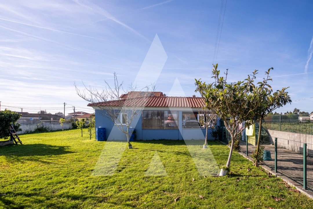 Moradia T4 para Venda em Oliveirinha Foto 61