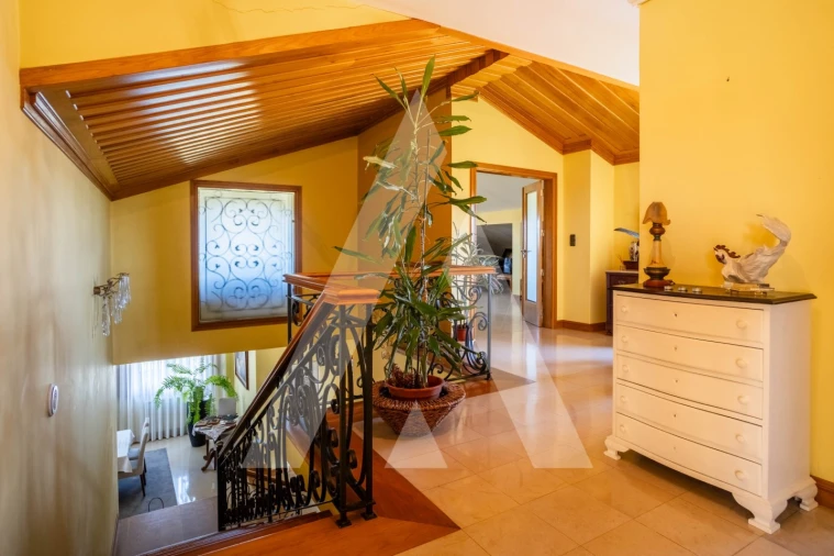 Moradia T4 para Venda em Oliveirinha Foto 32