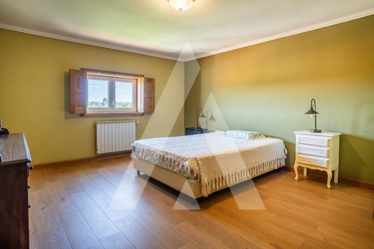 Moradia T4 para Venda em Oliveirinha Foto 36