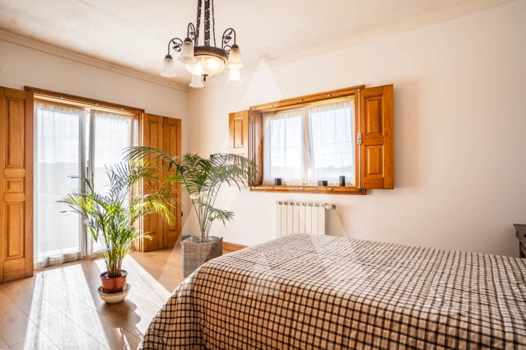 Moradia T4 para Venda em Oliveirinha Foto 24