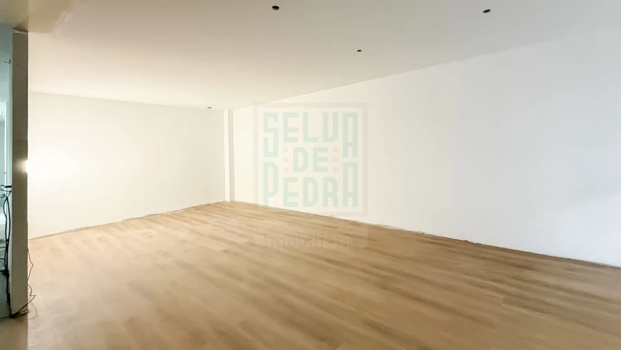 Apartamento T2 para Venda em Paços de Ferreira Foto 21