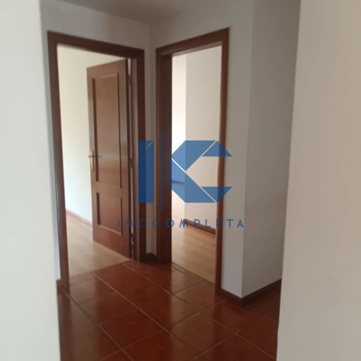 Apartamento T2 para Venda em Macinhata do Vouga Foto 3