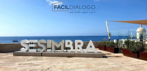 Apartamento T2 para Venda em Sesimbra (Santiago)