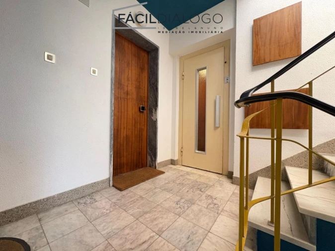 Apartamento T2 para Venda em Sesimbra (Santiago) Foto 31