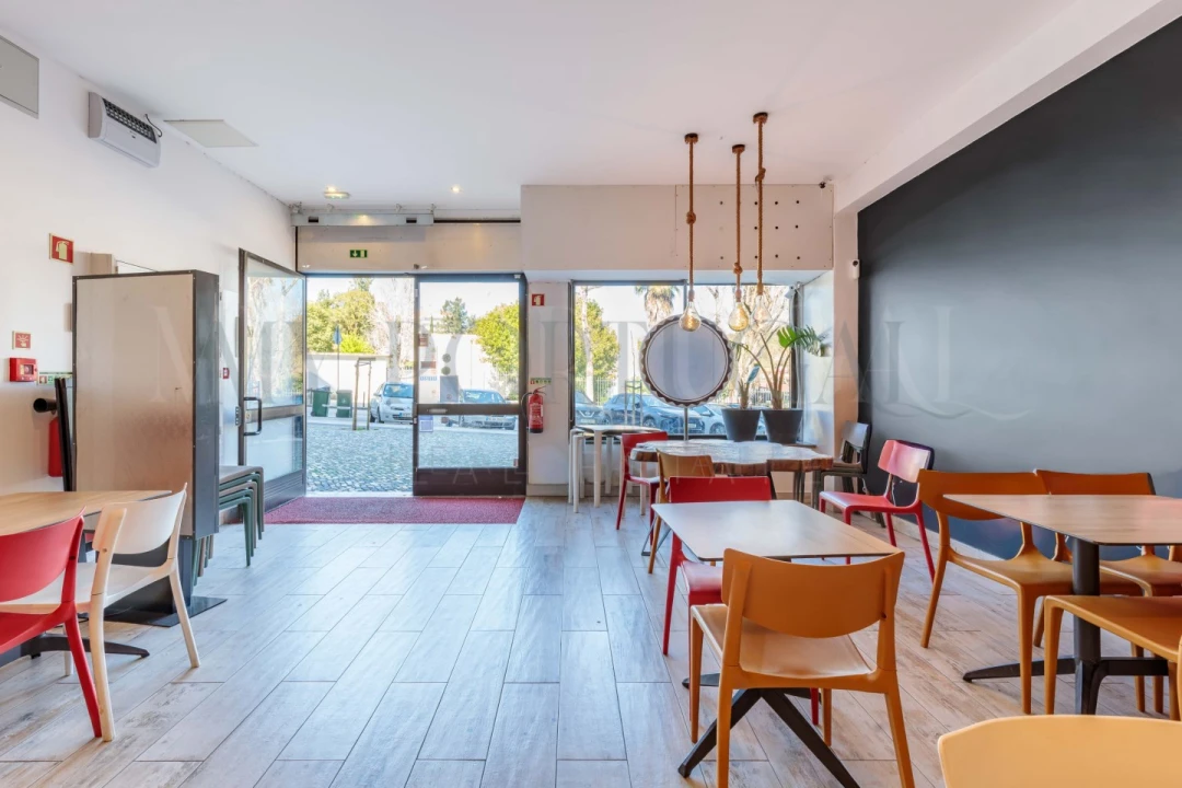 Negócio para Cedência de Quotas em São Domingos de Benfica Foto 8