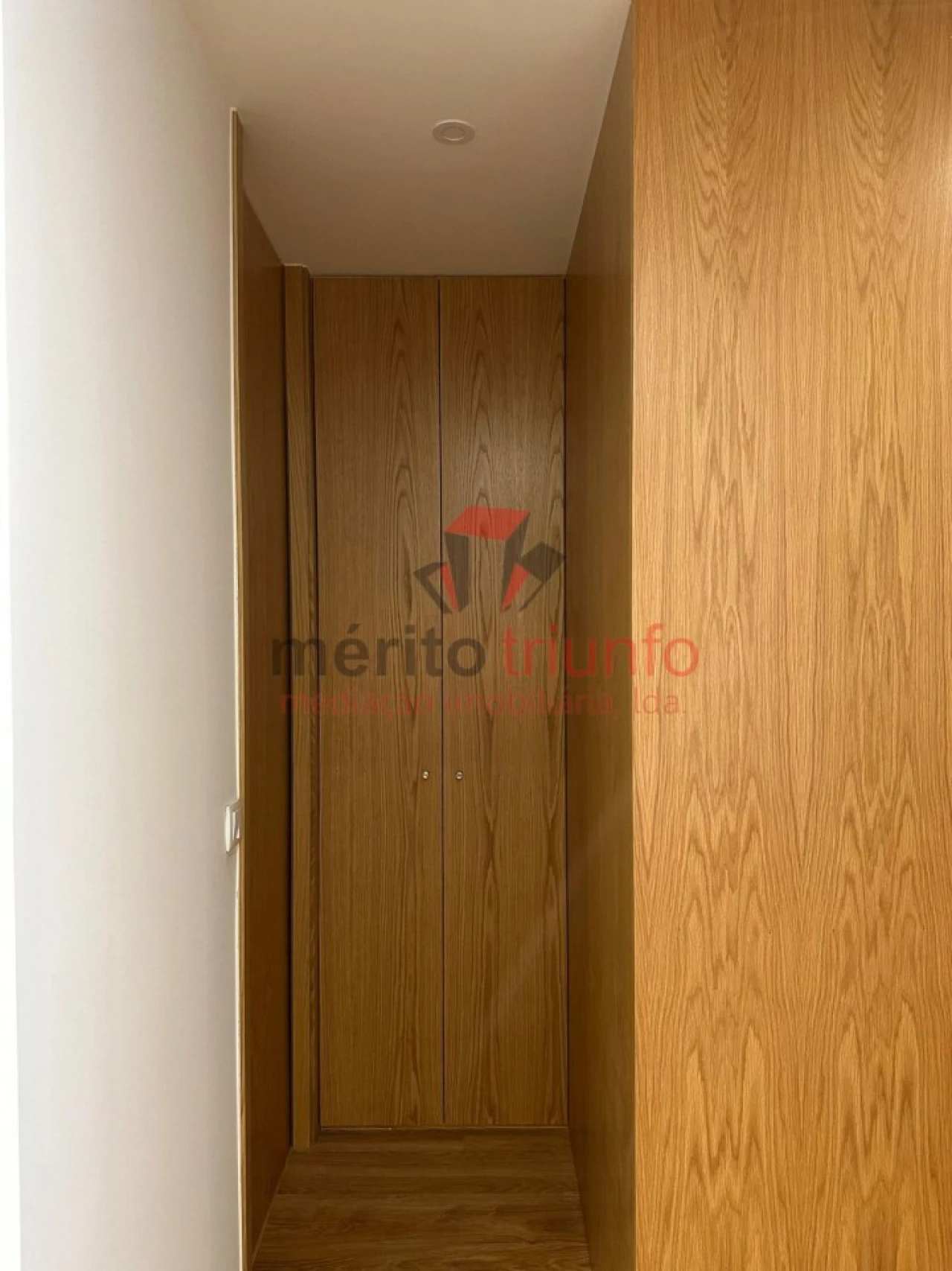 Apartamento T1 para Venda em Nine Foto 10
