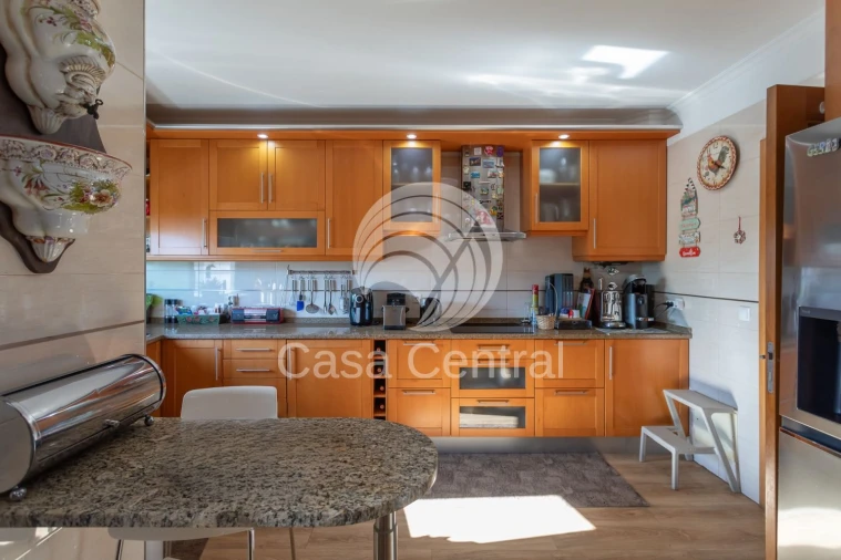 Moradia T3 para Venda em São Domingos de Rana Foto 16