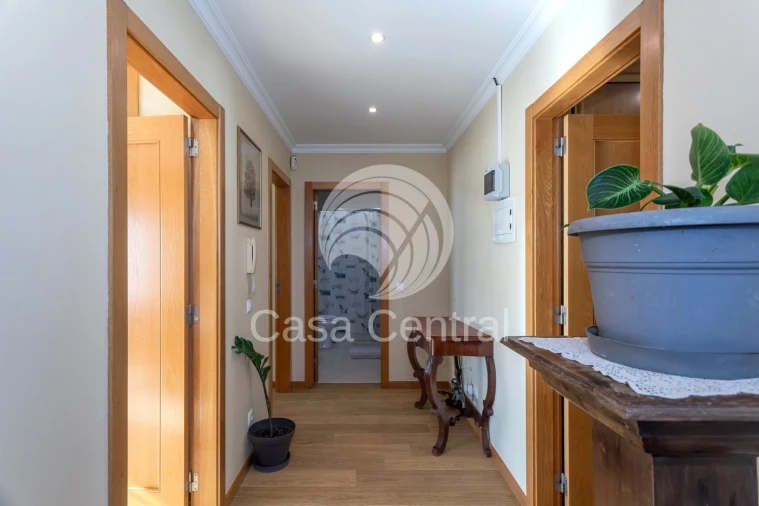 Moradia T3 para Venda em São Domingos de Rana Foto 20