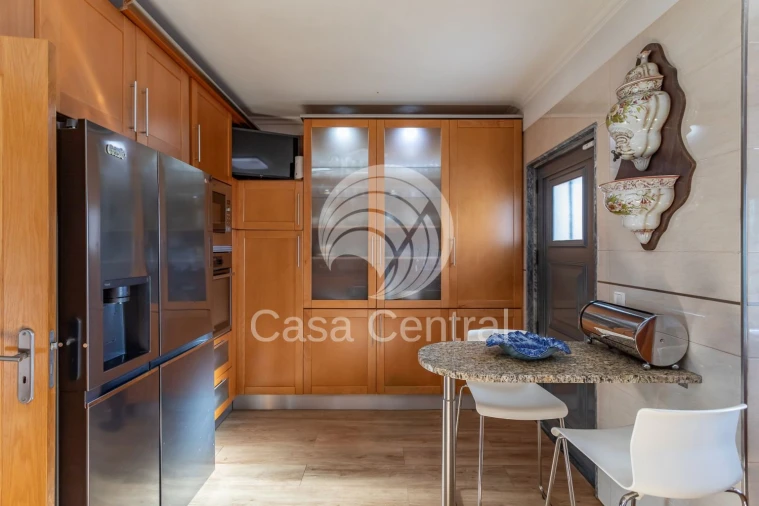 Moradia T3 para Venda em São Domingos de Rana Foto 15