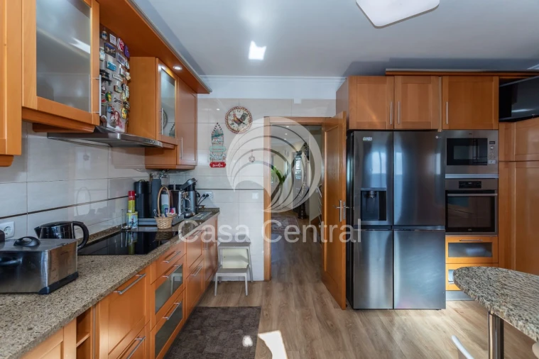 Moradia T3 para Venda em São Domingos de Rana Foto 17