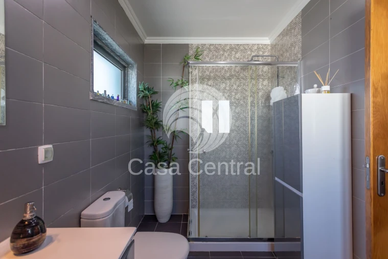 Moradia T3 para Venda em São Domingos de Rana Foto 26