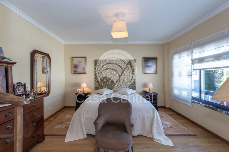 Moradia T3 para Venda em São Domingos de Rana Foto 22