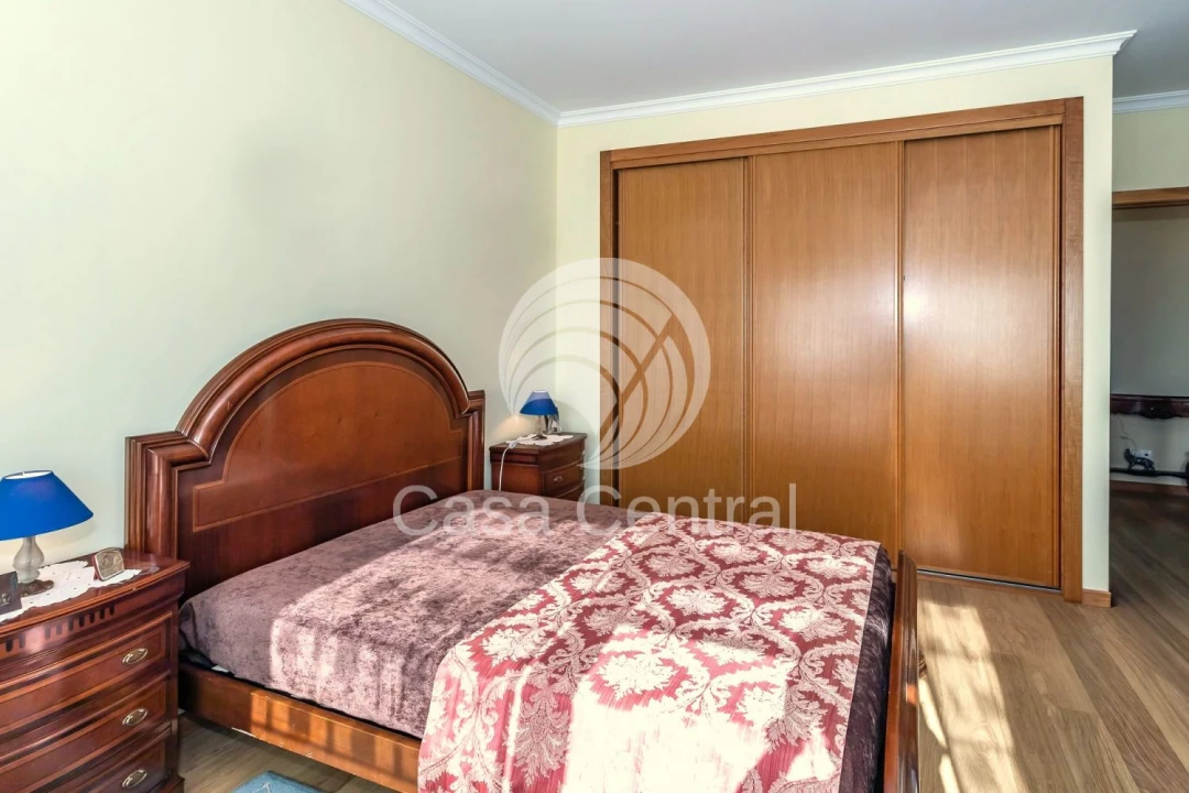 Moradia T3 para Venda em São Domingos de Rana Foto 34