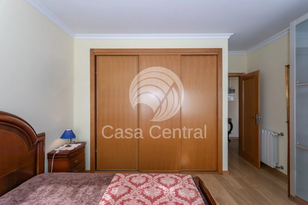 Moradia T3 para Venda em São Domingos de Rana Foto 33