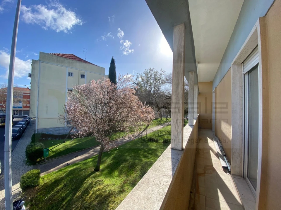 Apartamento T2 para Venda em Águas Livres Foto 8