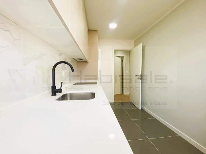 Apartamento T2 para Venda em Águas Livres Foto 12