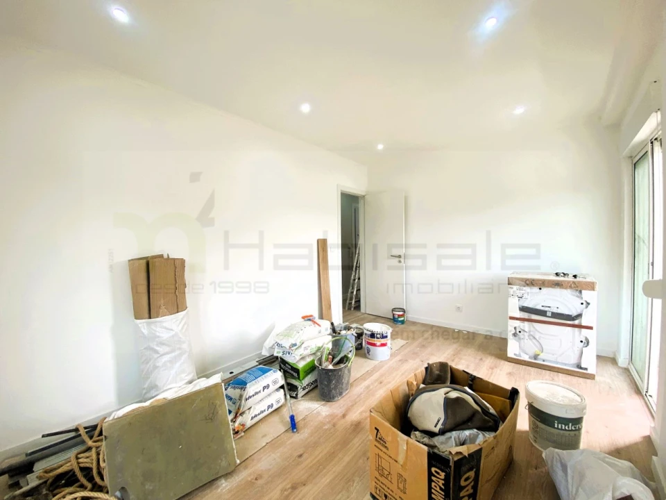 Apartamento T2 para Venda em Falagueira-Venda Nova Foto 3