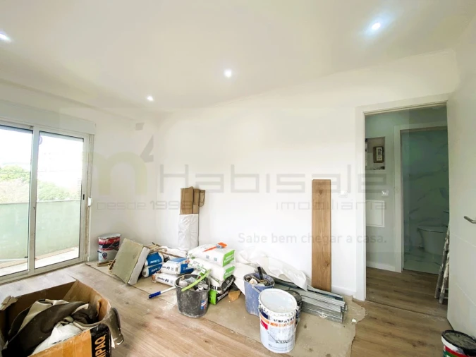 Apartamento T2 para Venda em Falagueira-Venda Nova Foto 4