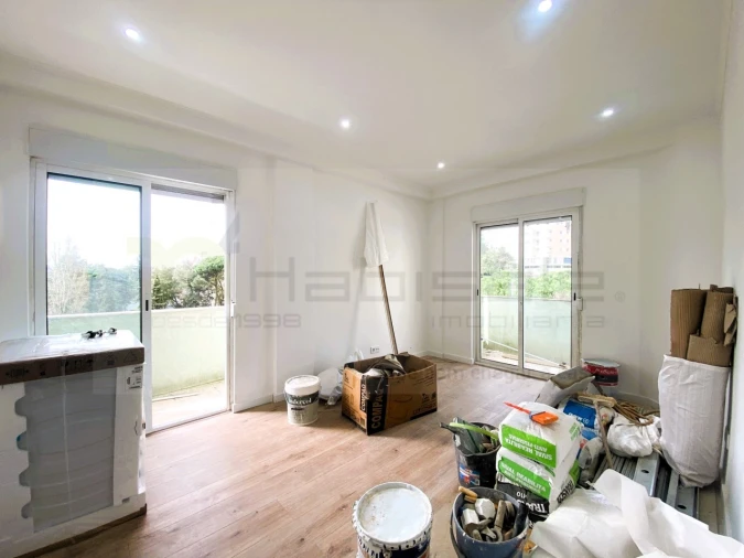 Apartamento T2 para Venda em Falagueira-Venda Nova Foto 5