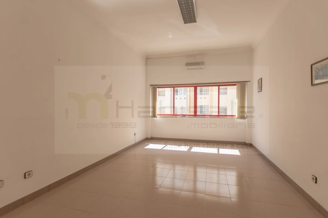 Escritório para Venda em Odivelas Foto 10