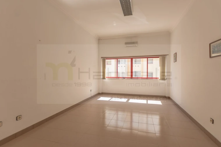 Escritório para Venda em Odivelas Foto 10