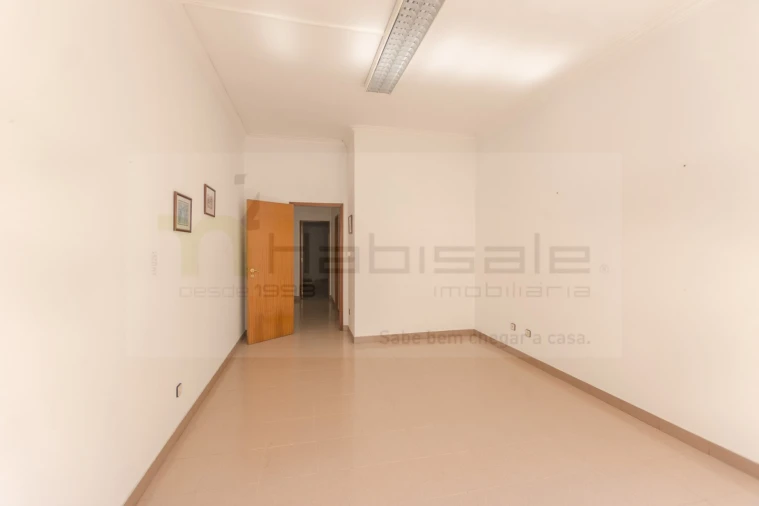 Escritório para Venda em Odivelas Foto 11