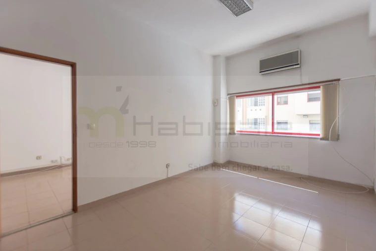 Escritório para Venda em Odivelas Foto 23