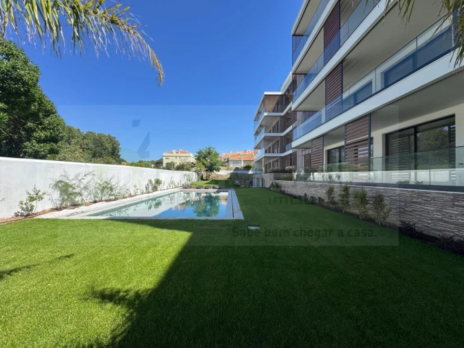 Apartamento T3 para Venda em Carcavelos e Parede Foto 21