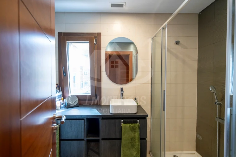 Apartamento T3 para Venda em Mina de Água Foto 15