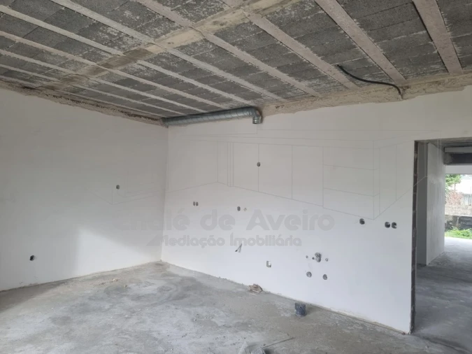 Moradia T4 para Venda em Aradas Foto 6