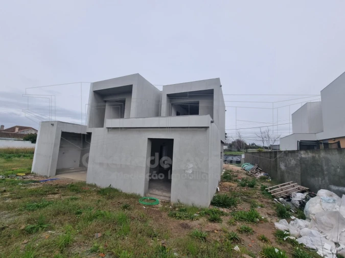 Moradia T4 para Venda em Aradas Foto 14