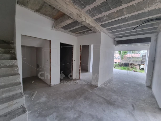 Moradia T4 para Venda em Aradas Foto 13