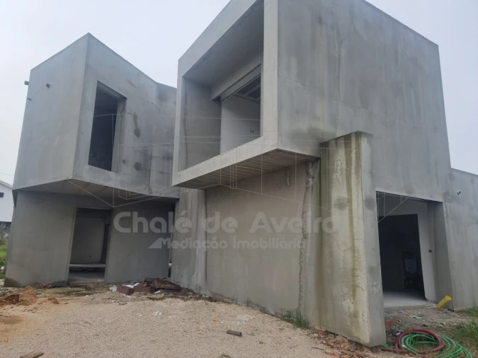 Moradia T4 para Venda em Aradas Foto 16