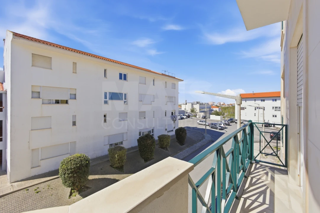 Apartamento T2 para Venda em Peniche Foto 7