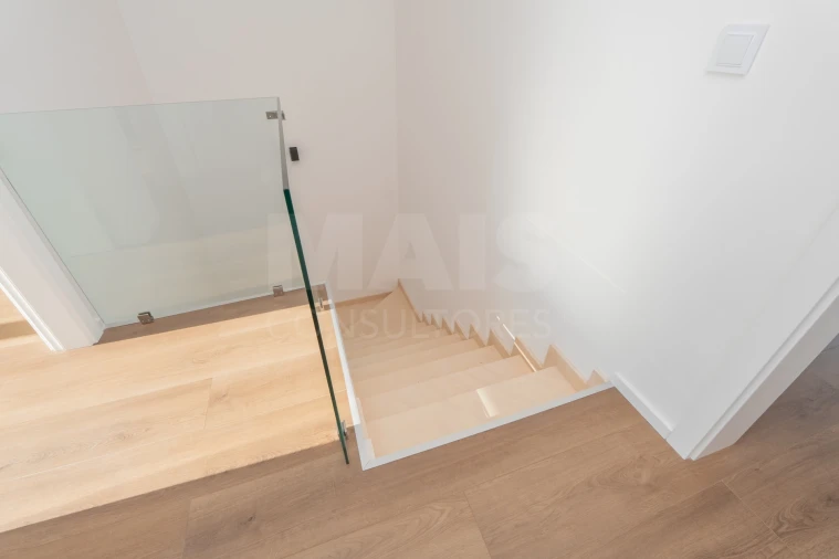 Moradia T3 para Venda em Samora Correia Foto 11