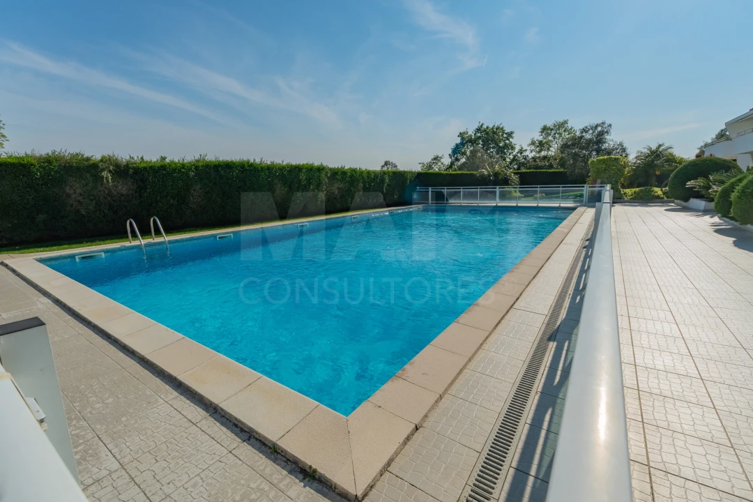 Apartamento T4 para Venda em Vila Franca de Xira Foto 6