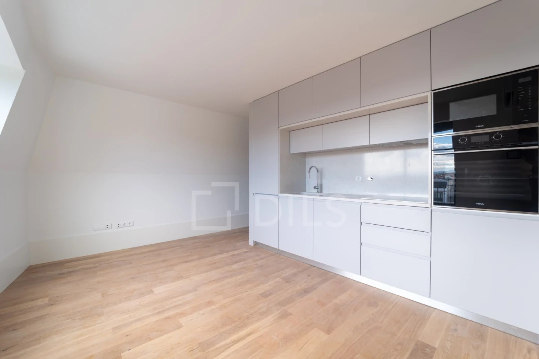 Apartamento T2 para Venda em Cedofeita, Santo Ildefonso, Sé, Miragaia, São Nicolau e Vitória Foto 3