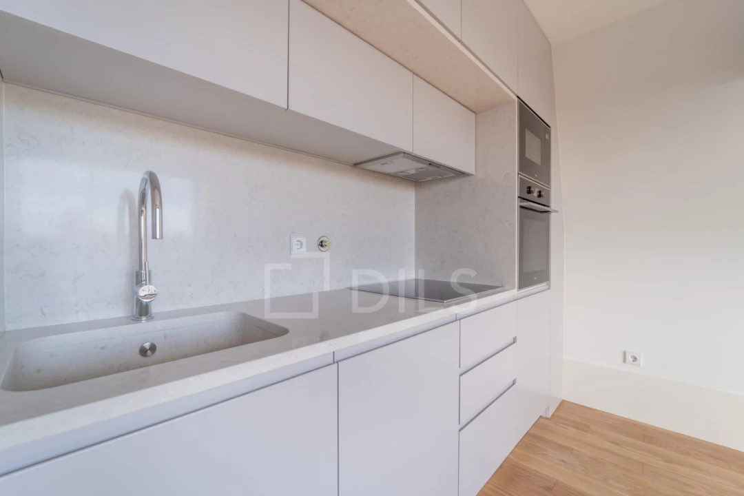 Apartamento T2 para Venda em Cedofeita, Santo Ildefonso, Sé, Miragaia, São Nicolau e Vitória Foto 8