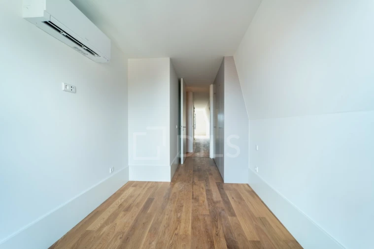 Apartamento T2 para Venda em Cedofeita, Santo Ildefonso, Sé, Miragaia, São Nicolau e Vitória Foto 10