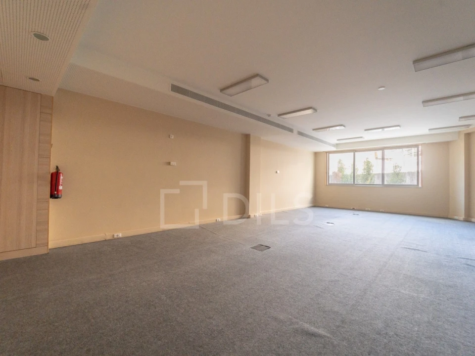 Escritório para Arrendamento em Cedofeita, Santo Ildefonso, Sé, Miragaia, São Nicolau e Vitória Foto 8