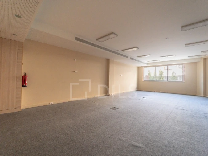 Escritório para Arrendamento em Cedofeita, Santo Ildefonso, Sé, Miragaia, São Nicolau e Vitória Foto 8