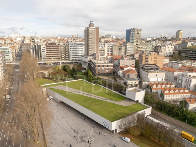 Escritório para Arrendamento em Cedofeita, Santo Ildefonso, Sé, Miragaia, São Nicolau e Vitória Foto 11