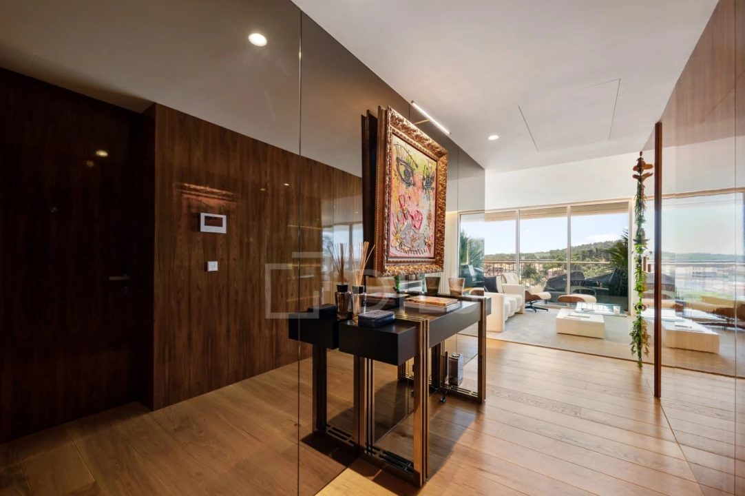 Apartamento T3 para Arrendamento em Campolide Foto 12