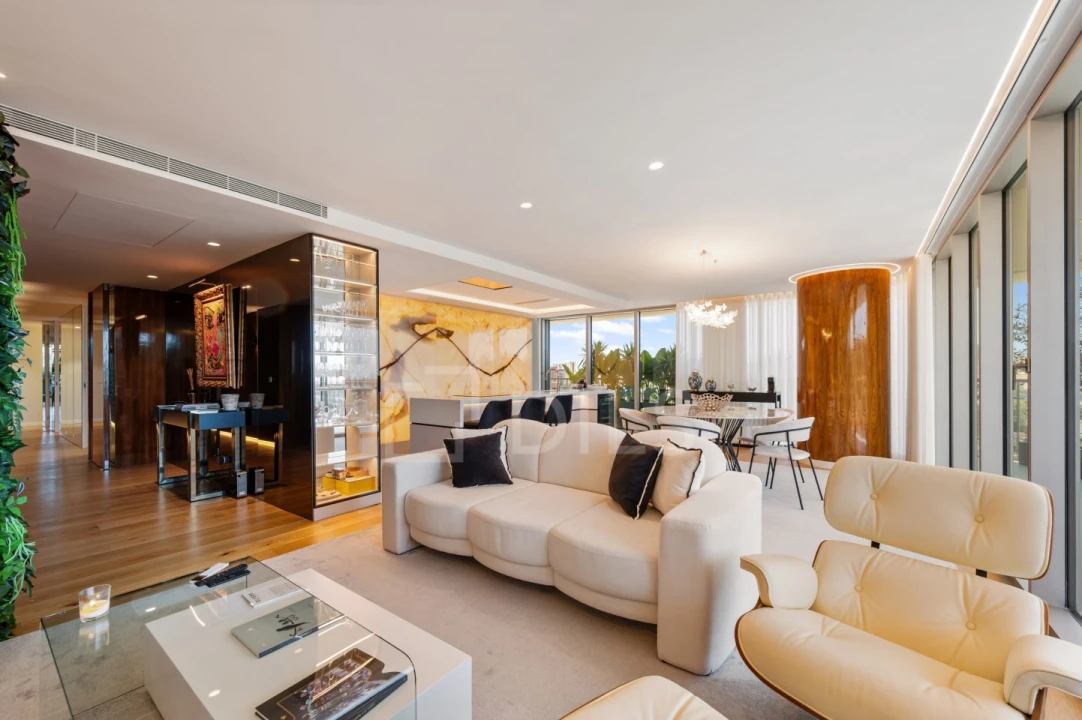 Apartamento T3 para Arrendamento em Campolide Foto 5