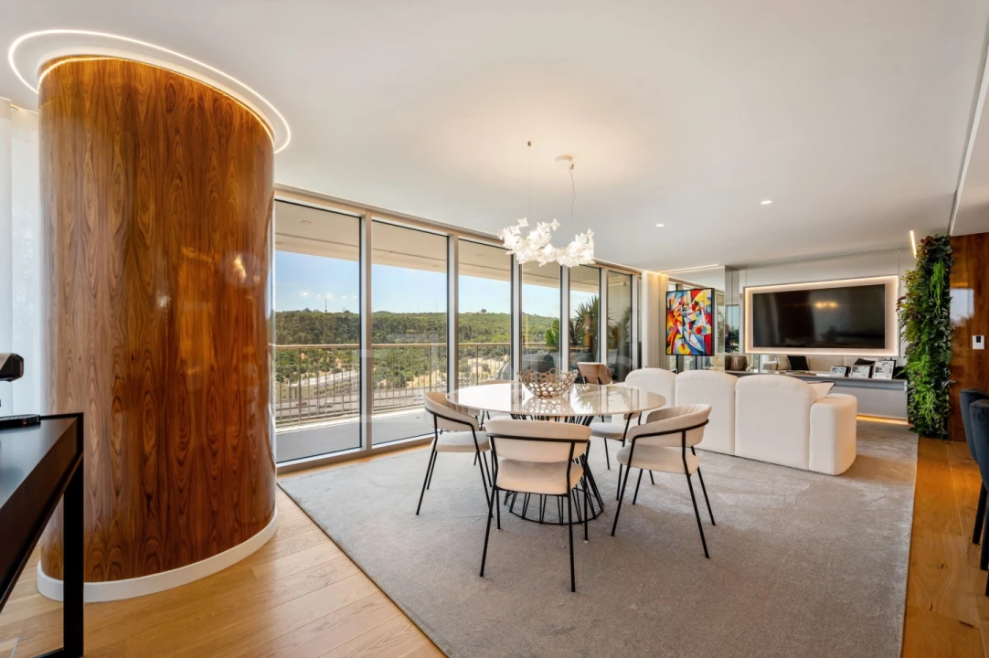 Apartamento T3 para Arrendamento em Campolide Foto 17