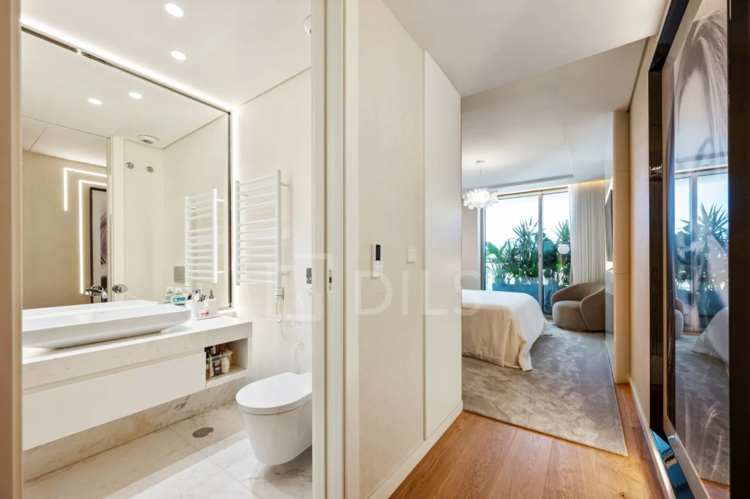 Apartamento T3 para Arrendamento em Campolide Foto 26