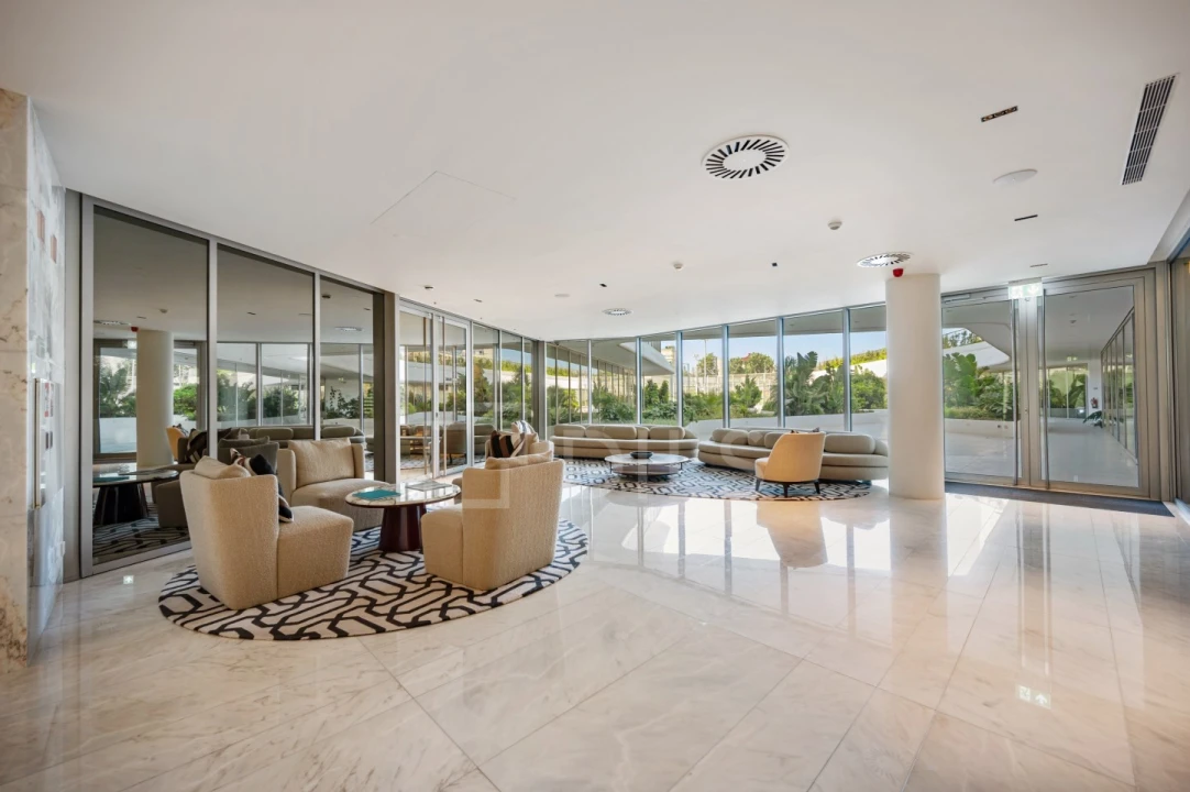 Apartamento T3 para Arrendamento em Campolide Foto 41